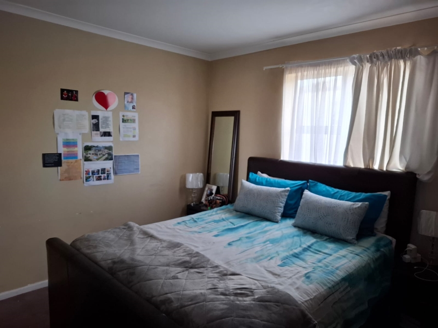 2 Bedroom Property for Sale in Guldenland Western Cape